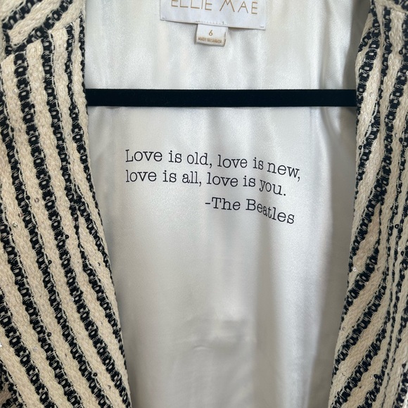 Ellie Mae Jacket with creme & black stripes in size 6. - Picture 3 of 3